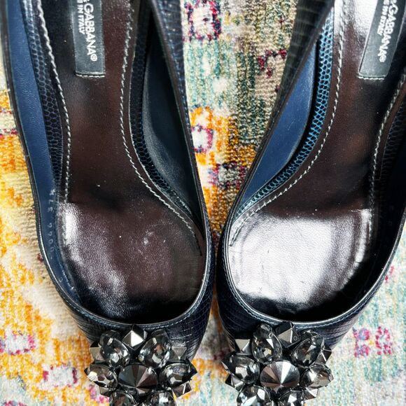 Dolce Gabbana Bellucci Embossed Kitten Heels - Picture 5 of 9